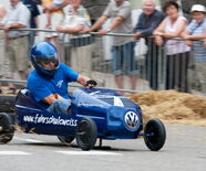 Seifenkiste in Aktion beim Seifenkistenrennen am Straßdorfer Berg