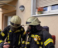 Atemschutztrupp nach einem Innenangriff 26 06 07
