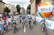 Bild von jungen Radfahrern bei der kinder Joy of Moving Veranstaltung