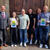 Zu sehen sind die Organisatoren des 35. Sparkassen Alb-Marathons in Schwäbisch Gmünd