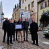 Zu sehen ist die Scheckübergabe von der Denkmalstiftung Baden-Württemberg