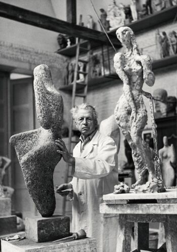 Jakob Wilhelm Fehrle im Atelier, um 1970. Foto: Archiv Fehrle-Choms