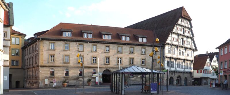 Das Spital zum Heiligen Geist: Blick vom Marktplatz aus
