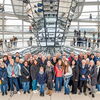 Zu sehen ist das Gruppenbild mit allen Beteiligten