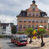 Zu sehen ist der Naturstromer vor dem Schwäbisch Gmünder Rathaus.