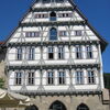 Zu sehen ist die Außenansicht der Stadtbibliothek von Schwäbisch Gmünd