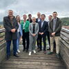 Zu sehen ist die Delegation auf dem Zeiselberg