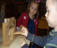 Bauen eines römischen Torbogens